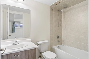 Ensuite bathroom of unit 238 located at 2355 Sheppard Avenue West in Etobicoke, Ontario listed by Marco Pedri, Broker with Shoreline Realty Corp., Brokerage.
